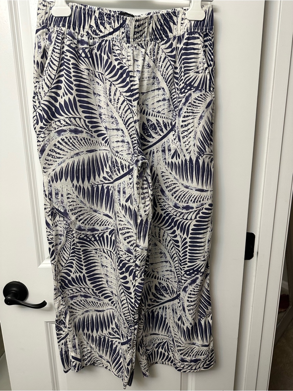 Tahari Navy & White Tropical Palm Leaf Wide Leg Linen Pants - Size Medium